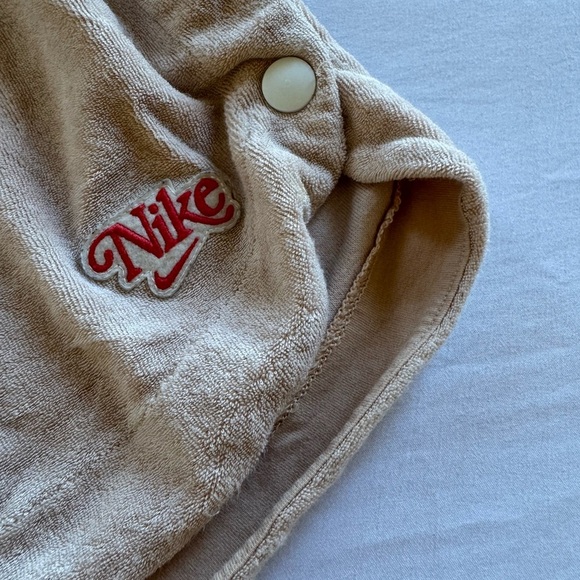 Women's Nike Shorts Nike Side Snap Shorts Size 2X Shimmer - Picture 4 of 6